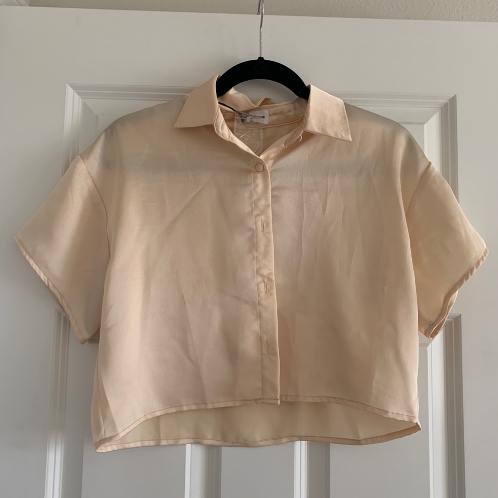 REVOLVE SUPERDOWN CROPPED SATIN BLOUSE